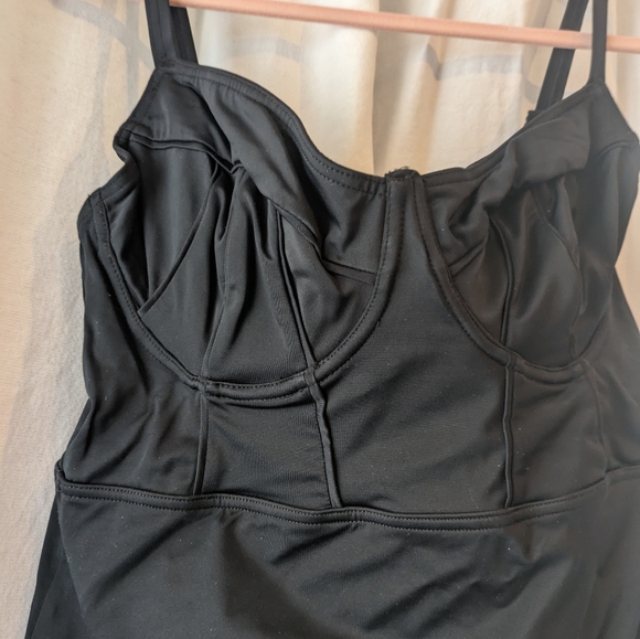 Asos Corset Style Swin - Picture 1 of 3